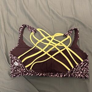 lululemon Black and green/yellow Strappy Sports Bra size 6